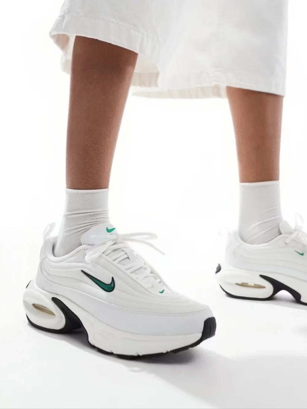 Nike Air Max Portal Sneakers White With Green Swoosh Men's Size 12.5